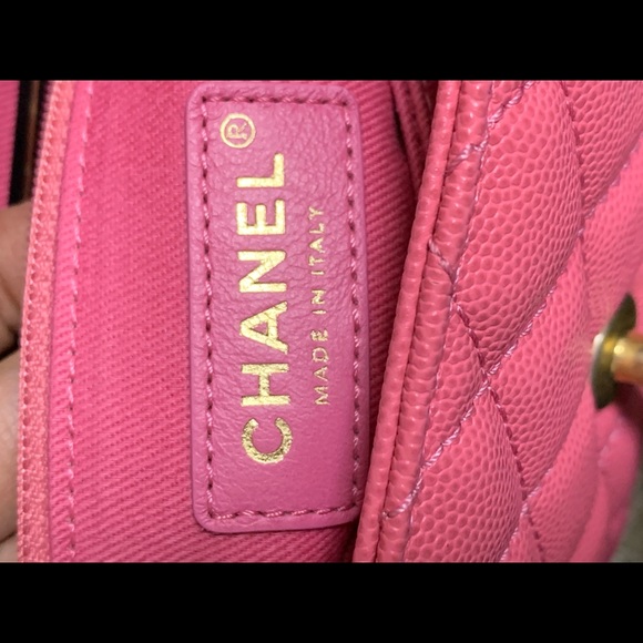 ❌❌SOLD elsewhere❌Chanel 19A small Coco handle - Picture 9 of 17